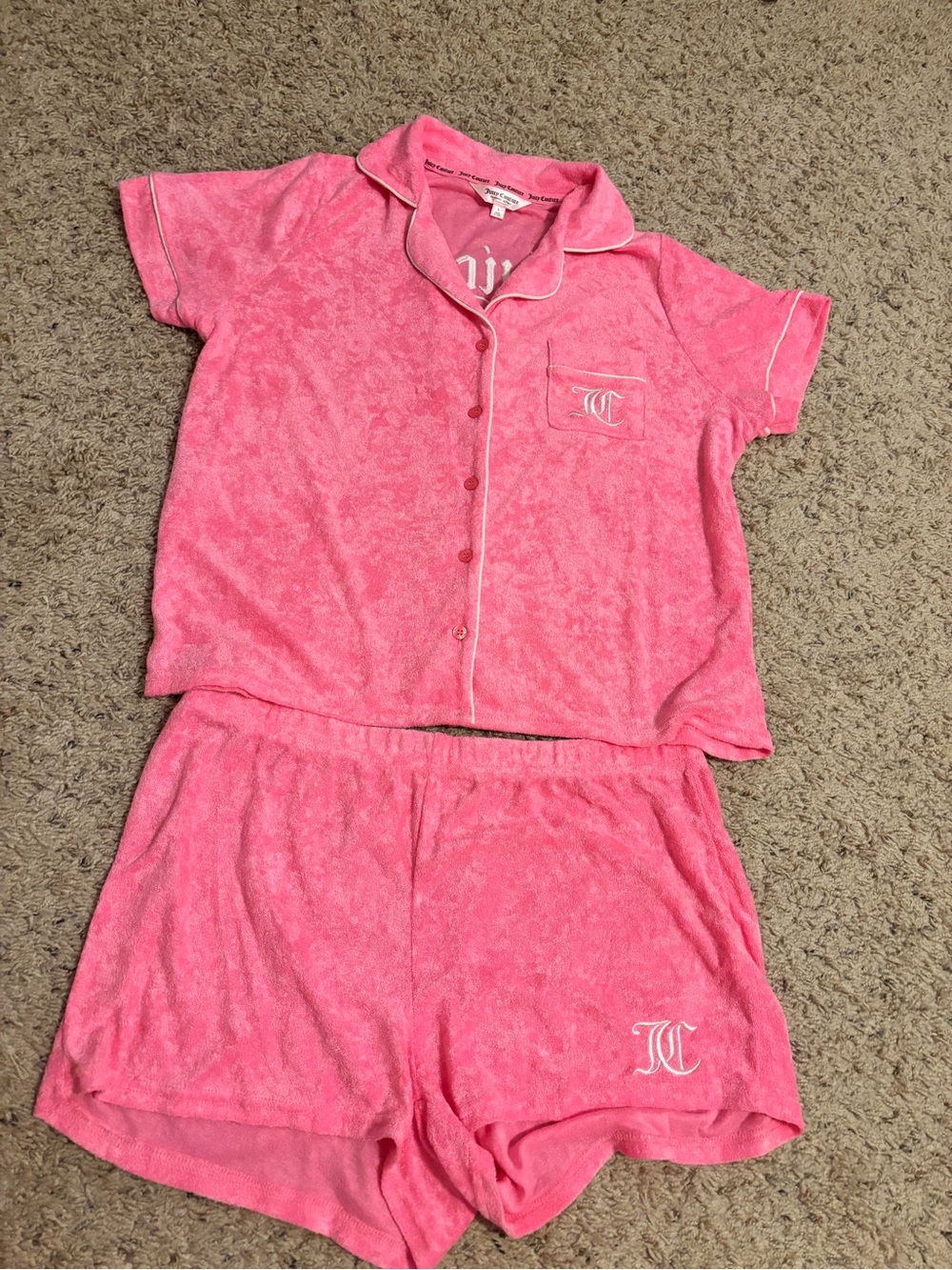 Juicy Couture 2 piece Terry Cloth Short Pajama Set